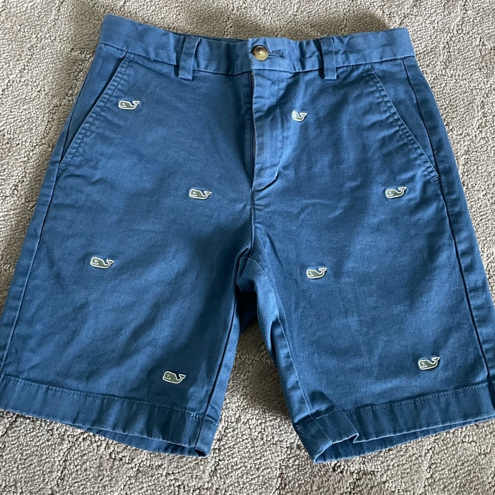 Vineyard Vines boys 8 embroidered shorts